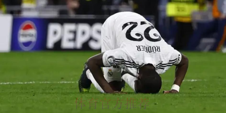 西媒:吕迪格带伤作战致伤情恶化 已无法排除手术 西媒:吕迪格带伤作战致伤情恶化 已无法排除手术